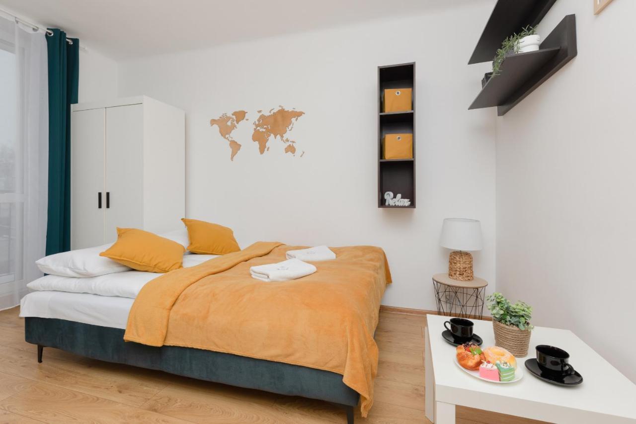 Apartament Warsaw Airport Studio Astronautow With Balcony By Renters Zewnętrze zdjęcie